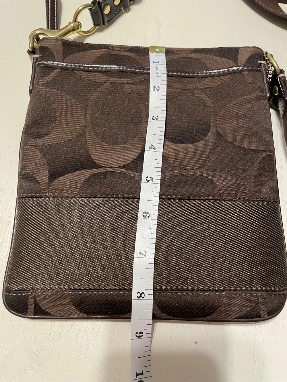 Coach Signature Canvas Swingpack Crossbody